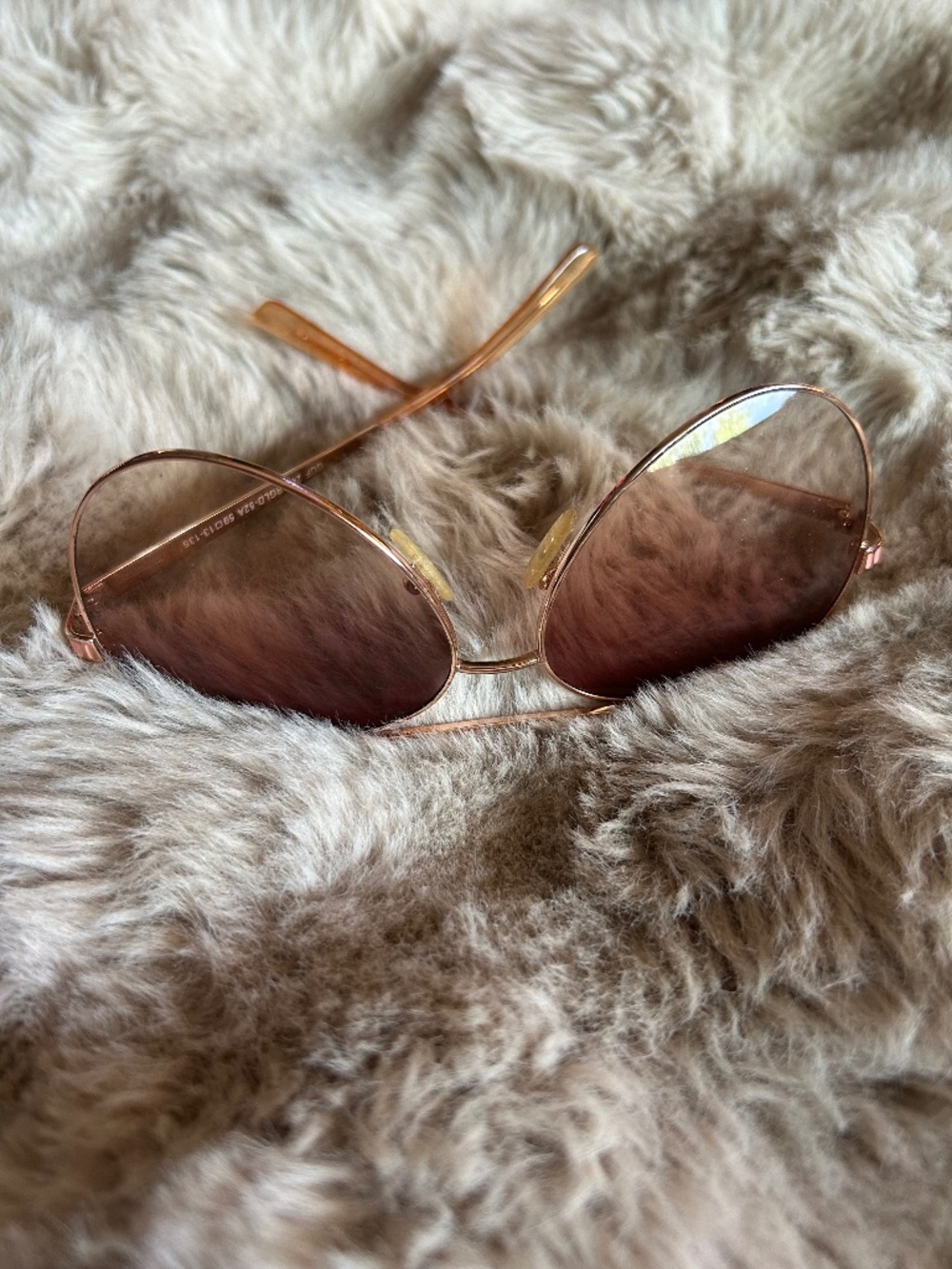 Guess GUF241 Rose Gold Aviator Sunglasses (Rare)